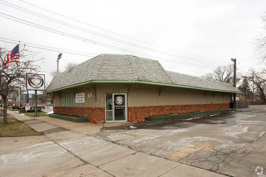 676 Mentor Ave, Painesville, OH for sale - Primary Photo - Image 1 of 1