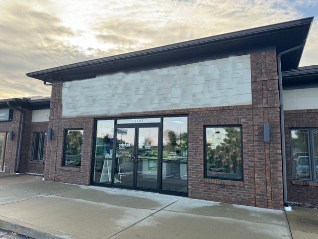 200 Ace Rd, Princeton, IL for lease Interior Photo- Image 1 of 14