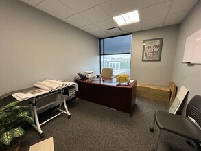 9730 S Western Ave, Evergreen Park, IL for lease Interior Photo- Image 2 of 5