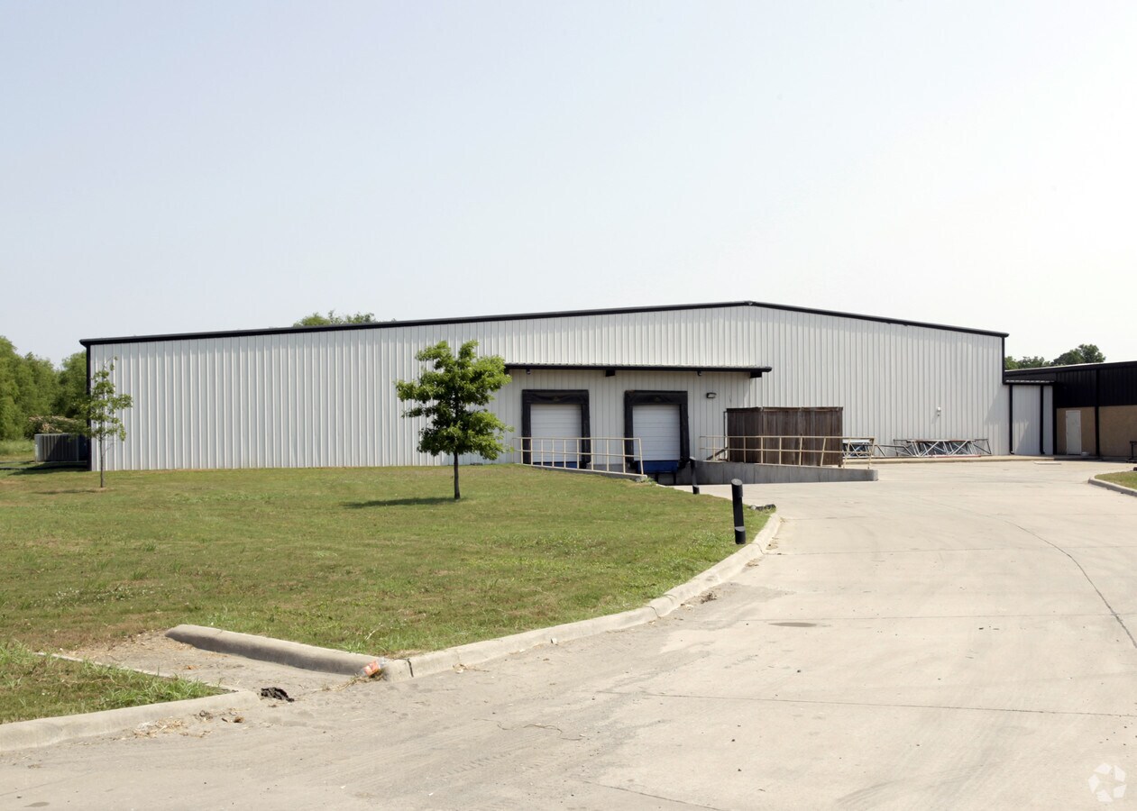 4545 W Bethany Rd, North Little Rock, AR 72117 Industrial for Lease