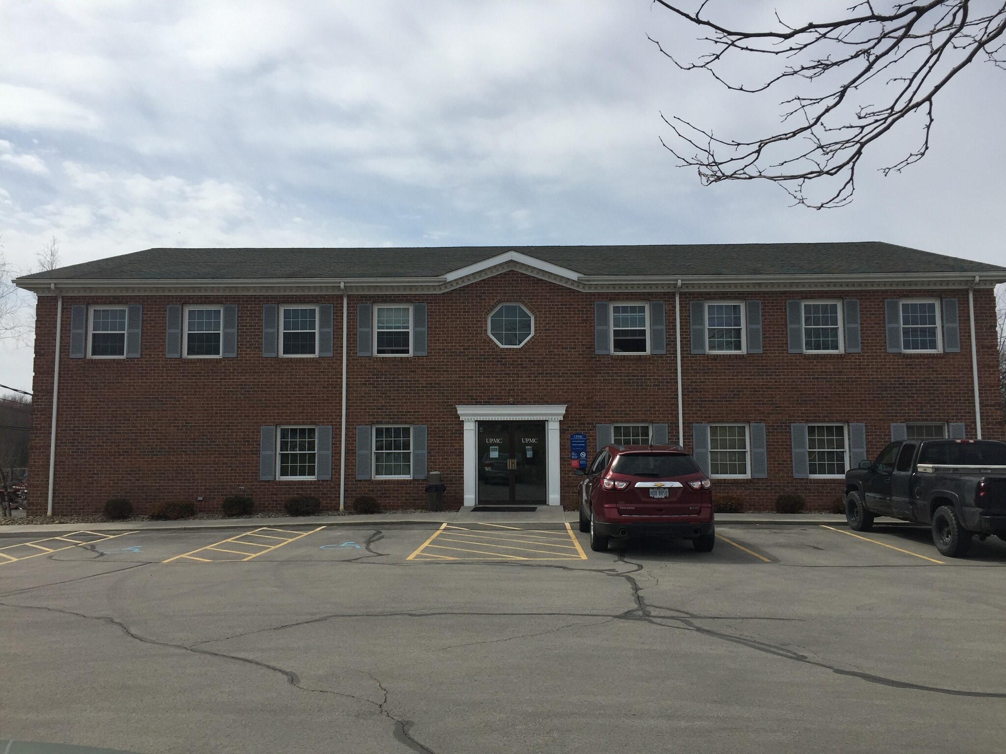 1599 N Hermitage Rd, Hermitage, PA 16148 Office/Medical for Lease