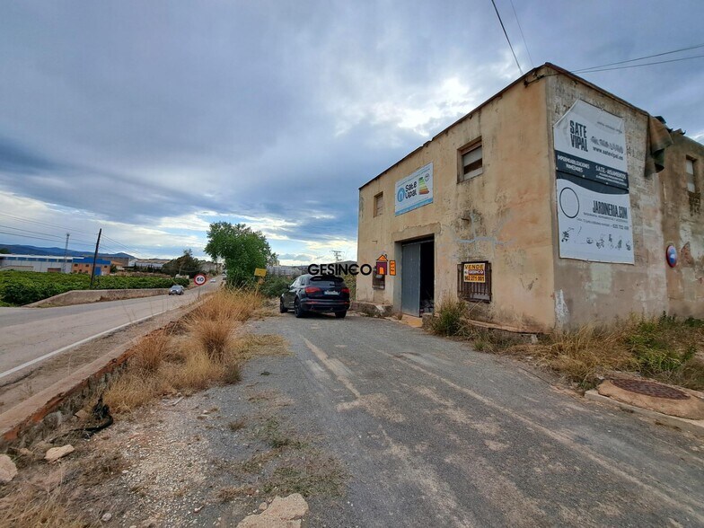 Industrial in Canals for sale - Building Photo - Image 1 of 10