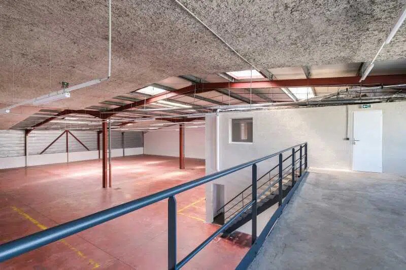 Flex in Corbas for lease - Interior Photo - Image 2 of 10