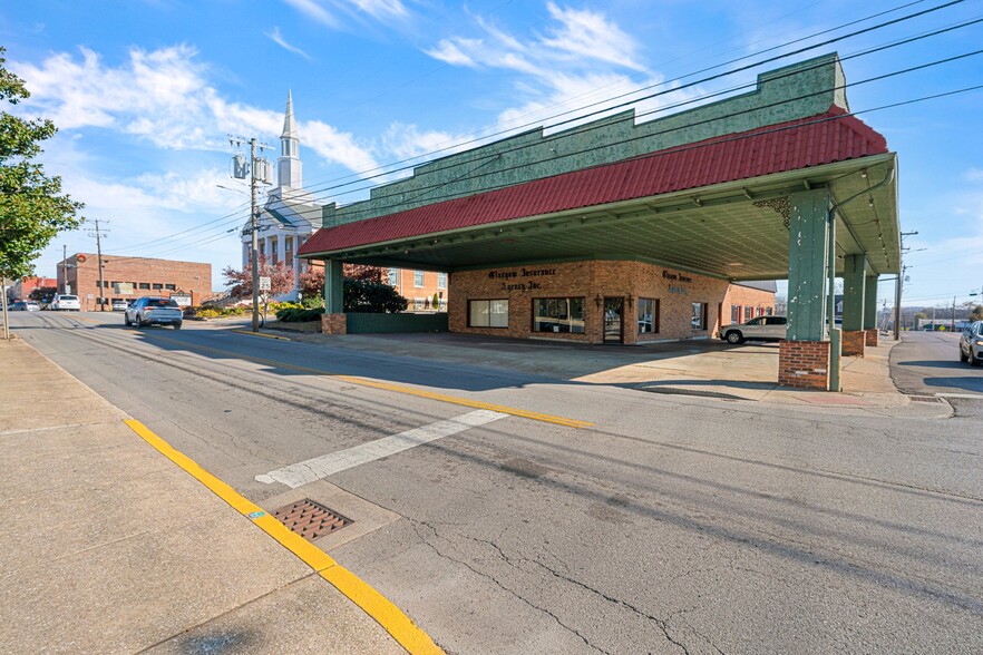 318 S Green St, Glasgow, KY for sale - Building Photo - Image 3 of 25