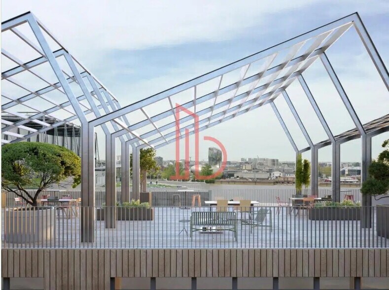 Office in Bordeaux for lease - Building Photo - Image 1 of 6
