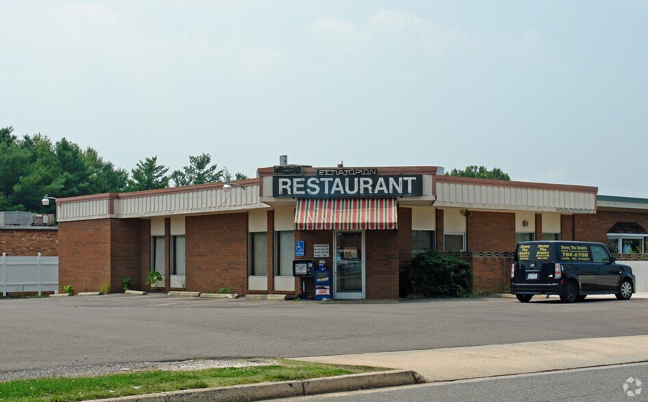 3060 Trenwest Dr, WinstonSalem, NC 27103