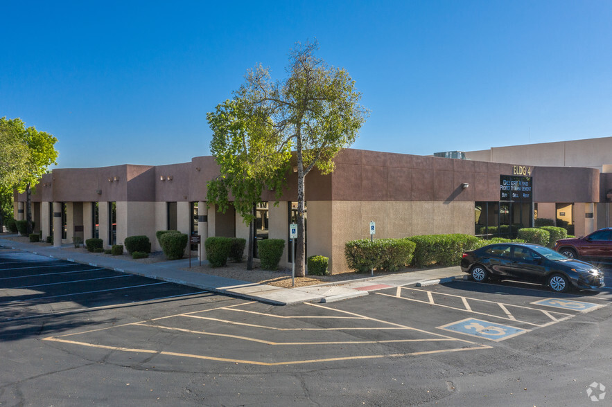 1818 E Southern Ave, Mesa, AZ for lease - Primary Photo - Image 1 of 7