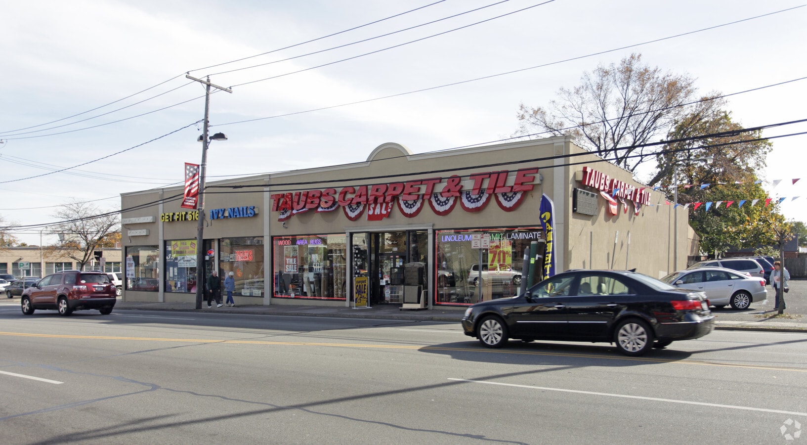 885893 Hempstead Tpke, Franklin Square, NY 11010