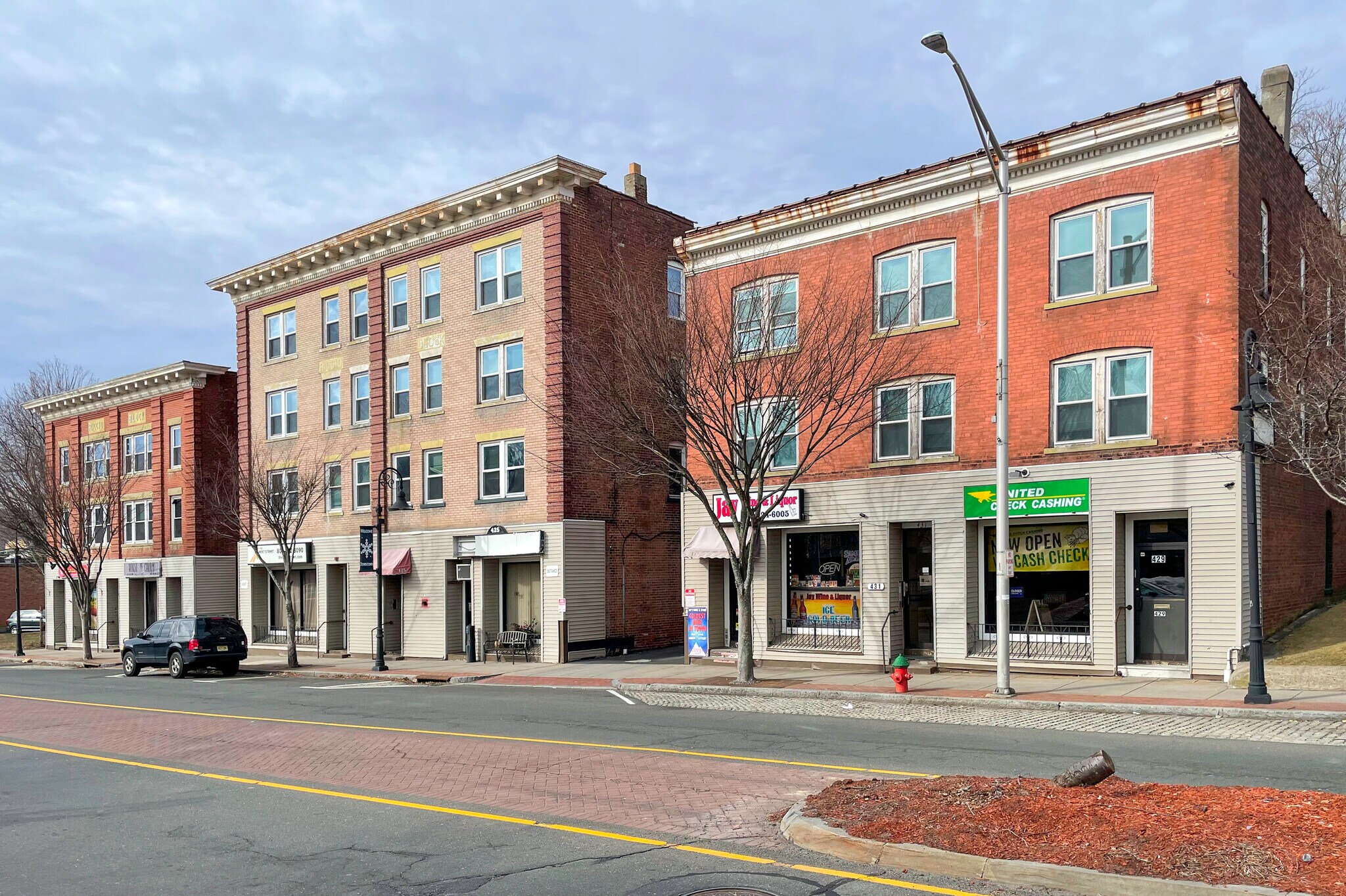 421425 N Main St, Bristol, CT 06010 Multifamily For Sale