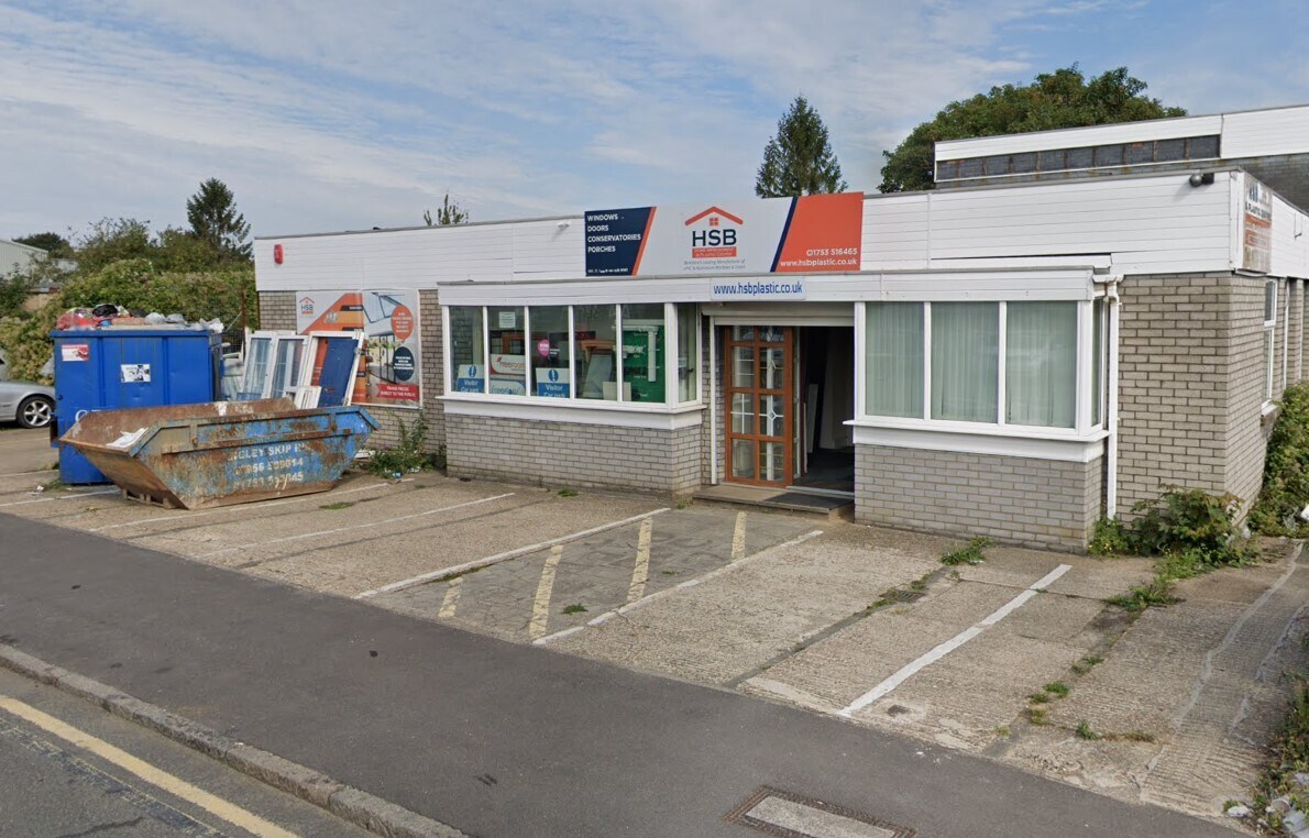 Petersfield Ave, Slough for sale Primary Photo- Image 1 of 1