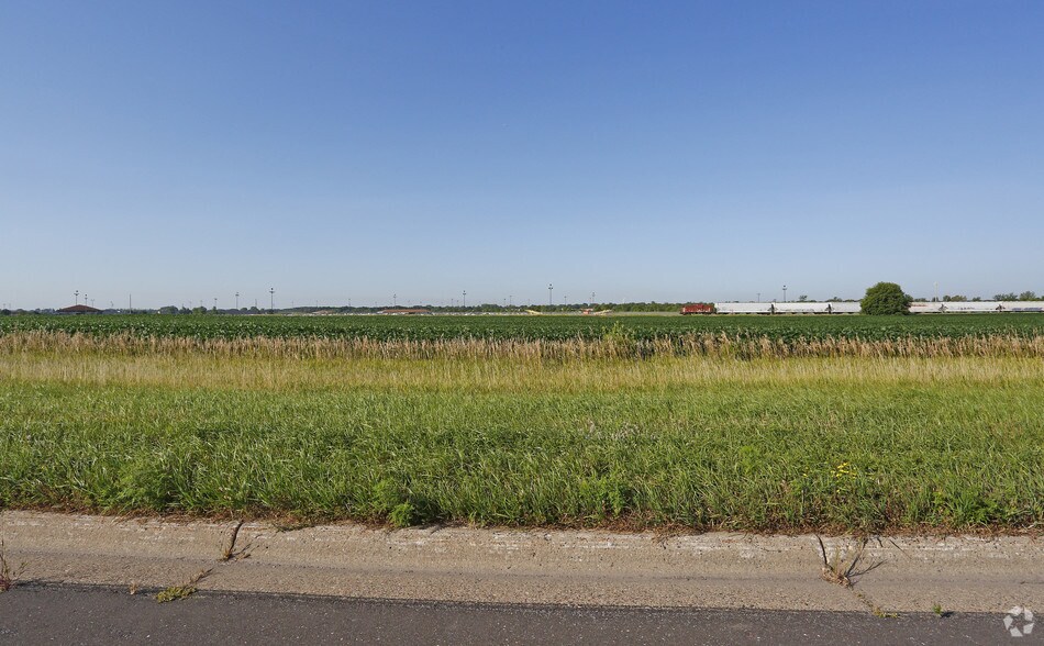 7900 W Point Douglas Rd, Cottage Grove, MN for sale - Primary Photo - Image 1 of 1