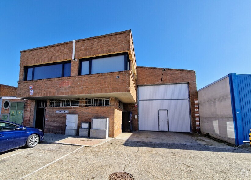 in Fuenlabrada, Madrid for sale - Building Photo - Image 1 of 1