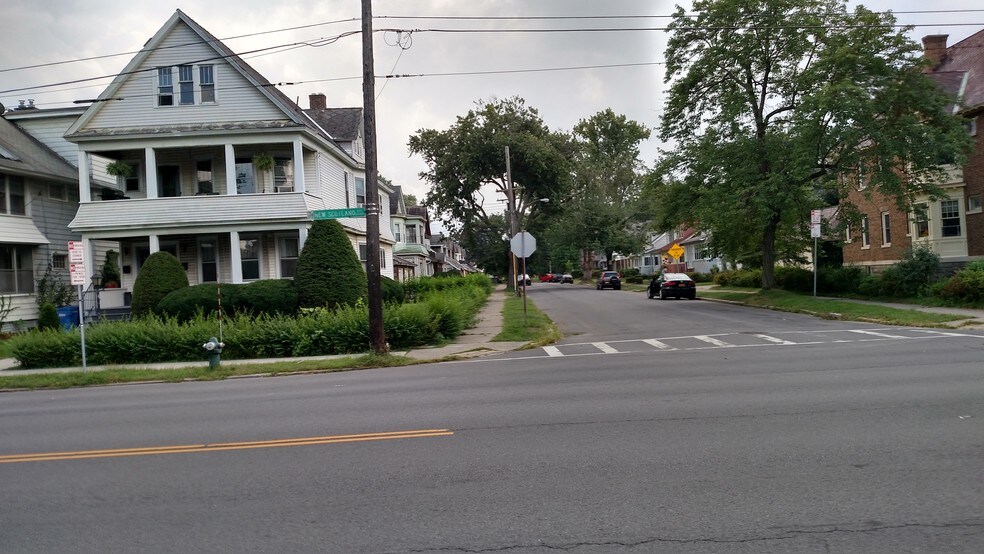 272 New Scotland Ave, Albany, NY 12208