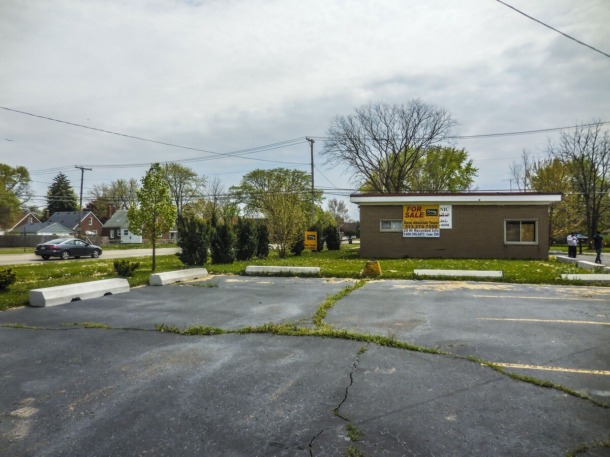 388 Inkster Rd, Inkster, MI 48141