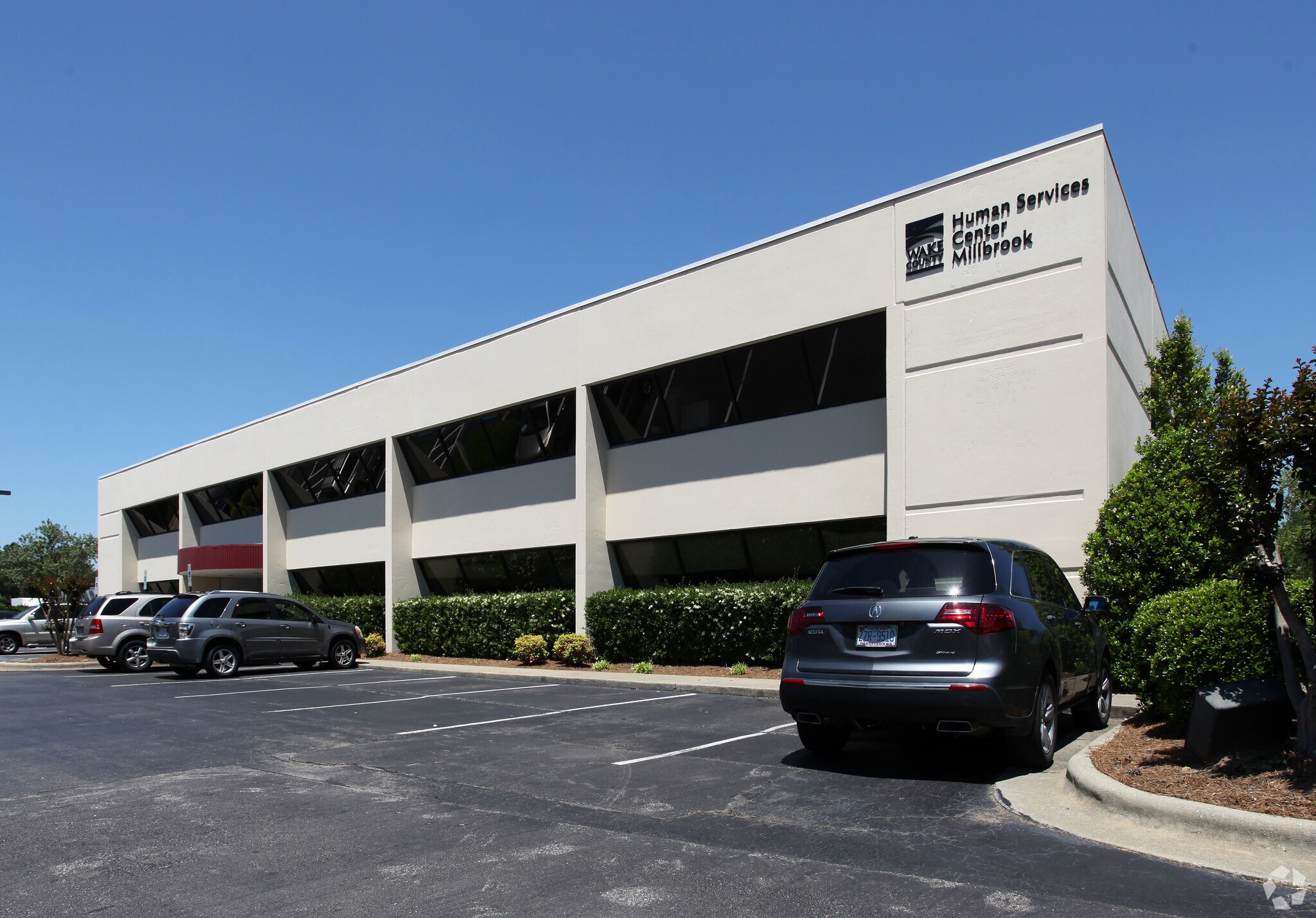 2809 E Millbrook Rd, Raleigh, NC for sale Primary Photo- Image 1 of 1