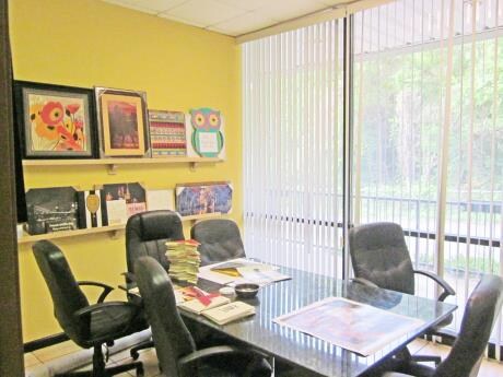 131 Bells Ferry Ln, Marietta, GA for sale - Interior Photo - Image 2 of 34