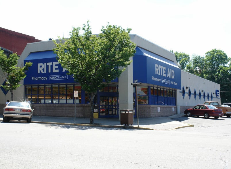 26 W Independence St, Shamokin, PA for sale - Building Photo - Image 2 of 2