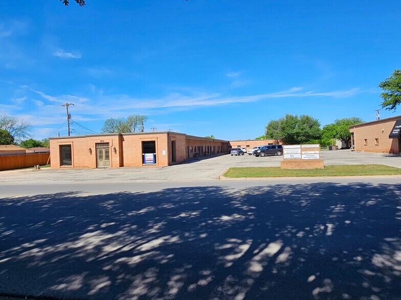 270 S Leggett Dr, Abilene, TX for sale - Building Photo - Image 1 of 8