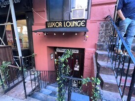 118 Macdougal St, New York NY - Pub