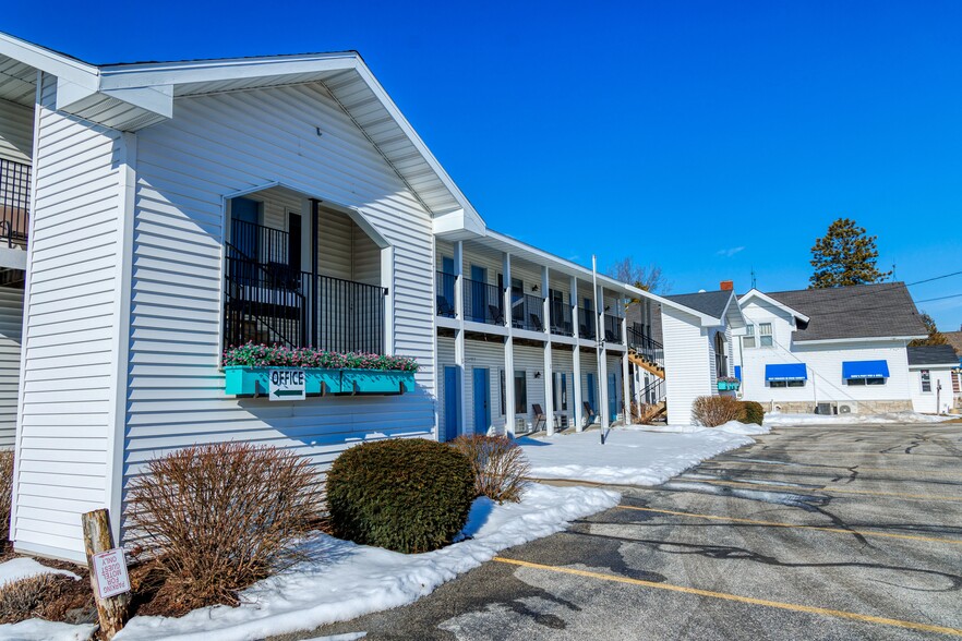 6269 Wi-57, Sturgeon Bay, WI for sale - Building Photo - Image 3 of 42