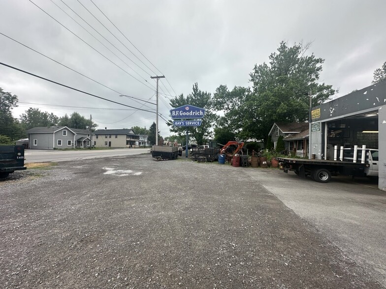 6530 Broadway St, Lancaster, NY for sale - Building Photo - Image 3 of 21