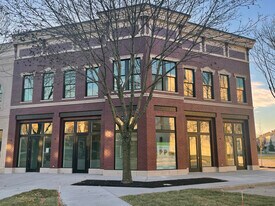 12770 W New Market St, Carmel IN - Bar