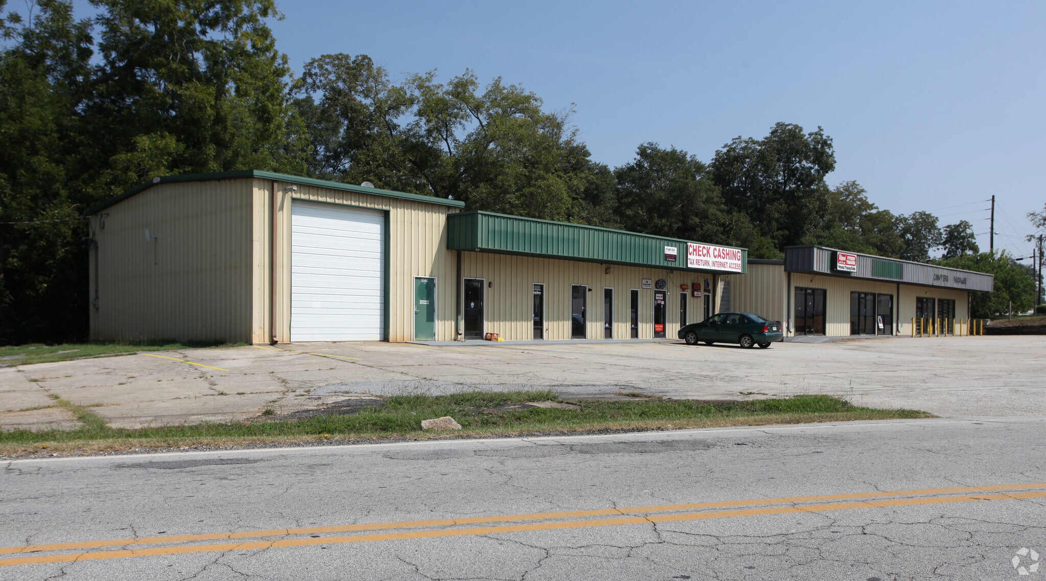 1071-1081 Railroad St, Conyers, GA for sale Primary Photo- Image 1 of 1