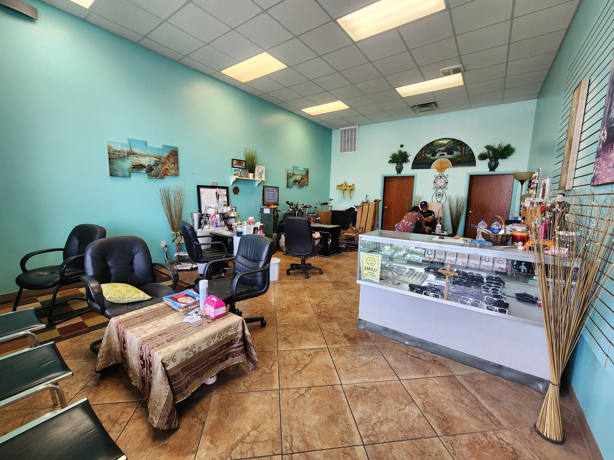 521 S Glenstone Ave, Springfield, MO for lease Interior Photo- Image 1 of 6