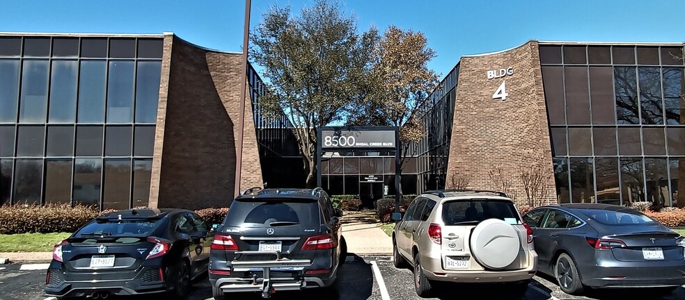 8500 Shoal Creek Blvd, Austin, TX for lease - Building Photo - Image 3 of 11