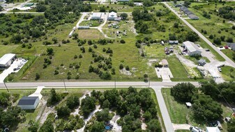 2441-2449 Broadpoint Dr, Punta Gorda FL - Owner Financed Property