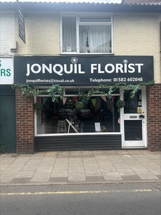 More details for 56 West St, Dunstable - Retail for Sale