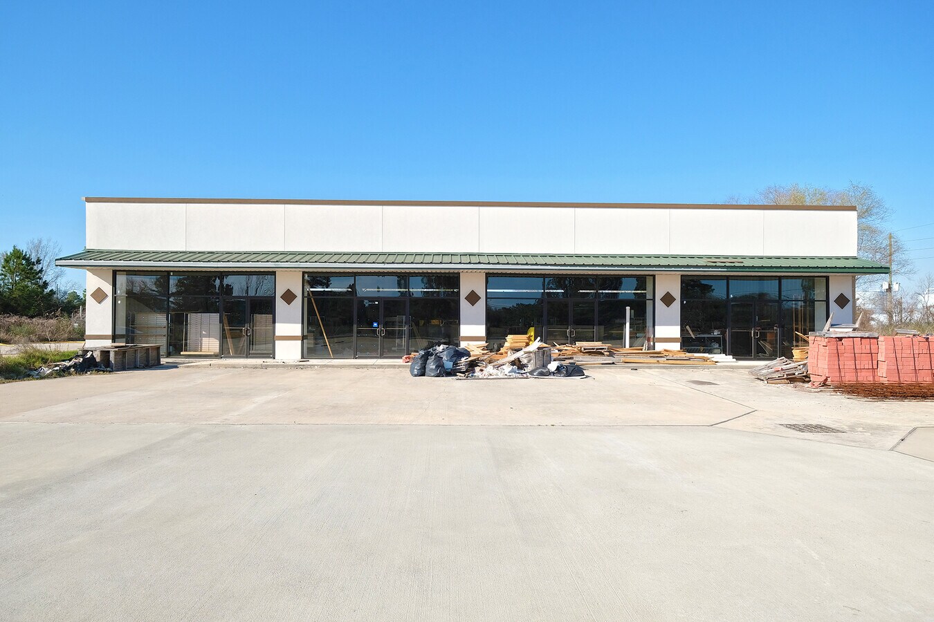 527 Rankin Rd, Houston, TX 77073