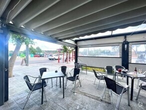 Retail in Aldea del Fresno, Madrid for lease Interior Photo- Image 2 of 2