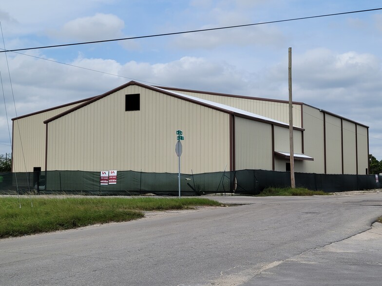 146 2nd St, Homestead, FL for lease - Building Photo - Image 2 of 5