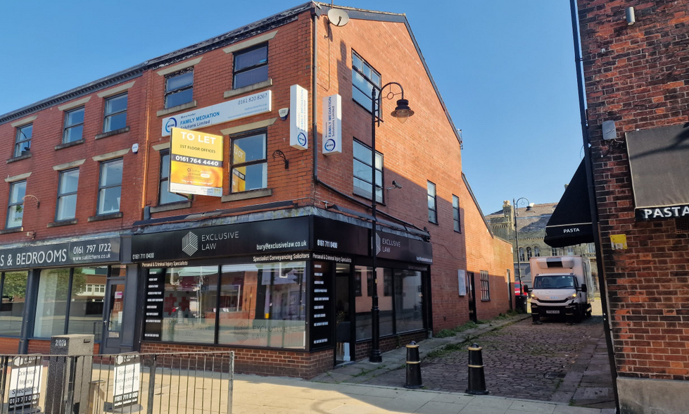 18 Bolton St, Bury for lease - Primary Photo - Image 1 of 3