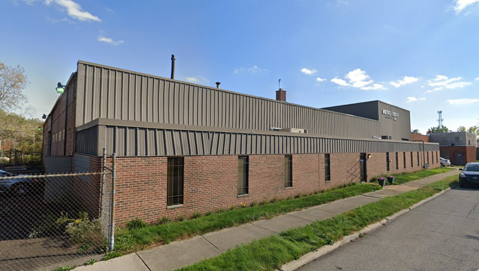 15700-15720 Dale St, Detroit, MI for lease - Building Photo - Image 1 of 2