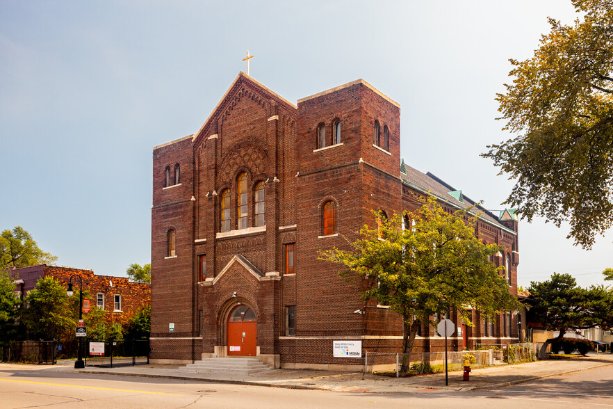 3553 W Vernor Hwy, Detroit, MI for sale - Building Photo - Image 1 of 18