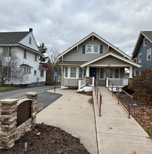 62 Empire Blvd, Rochester, NY for lease - Building Photo - Image 3 of 8