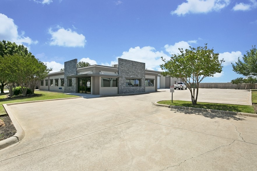 2875 Exchange Blvd, Southlake, TX for lease - Building Photo - Image 3 of 3