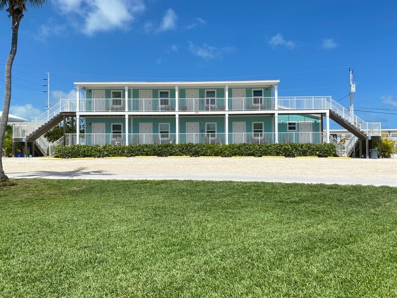 12565 Overseas Hwy, Marathon, FL for sale - Primary Photo - Image 1 of 1