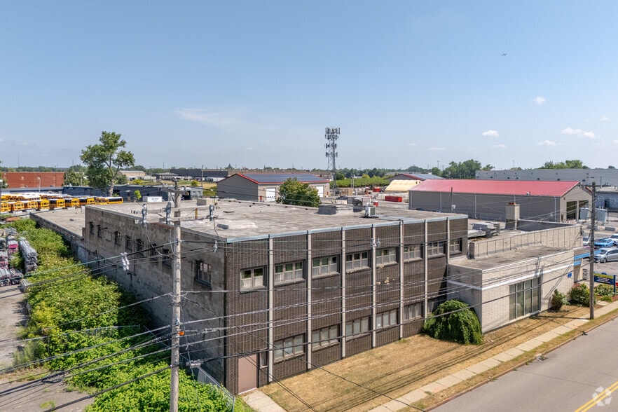 60 Dingens St, Buffalo, NY for lease - Building Photo - Image 3 of 6