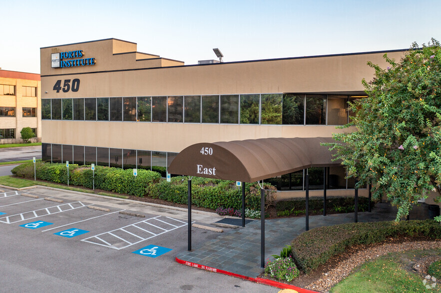 450 N Sam Houston Pky E, Houston, TX for lease - Building Photo - Image 1 of 9