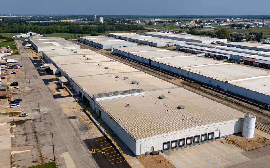 Forbes Industrial Park portfolio of 3 properties for sale on LoopNet.com - Building Photo - Image 3 of 6