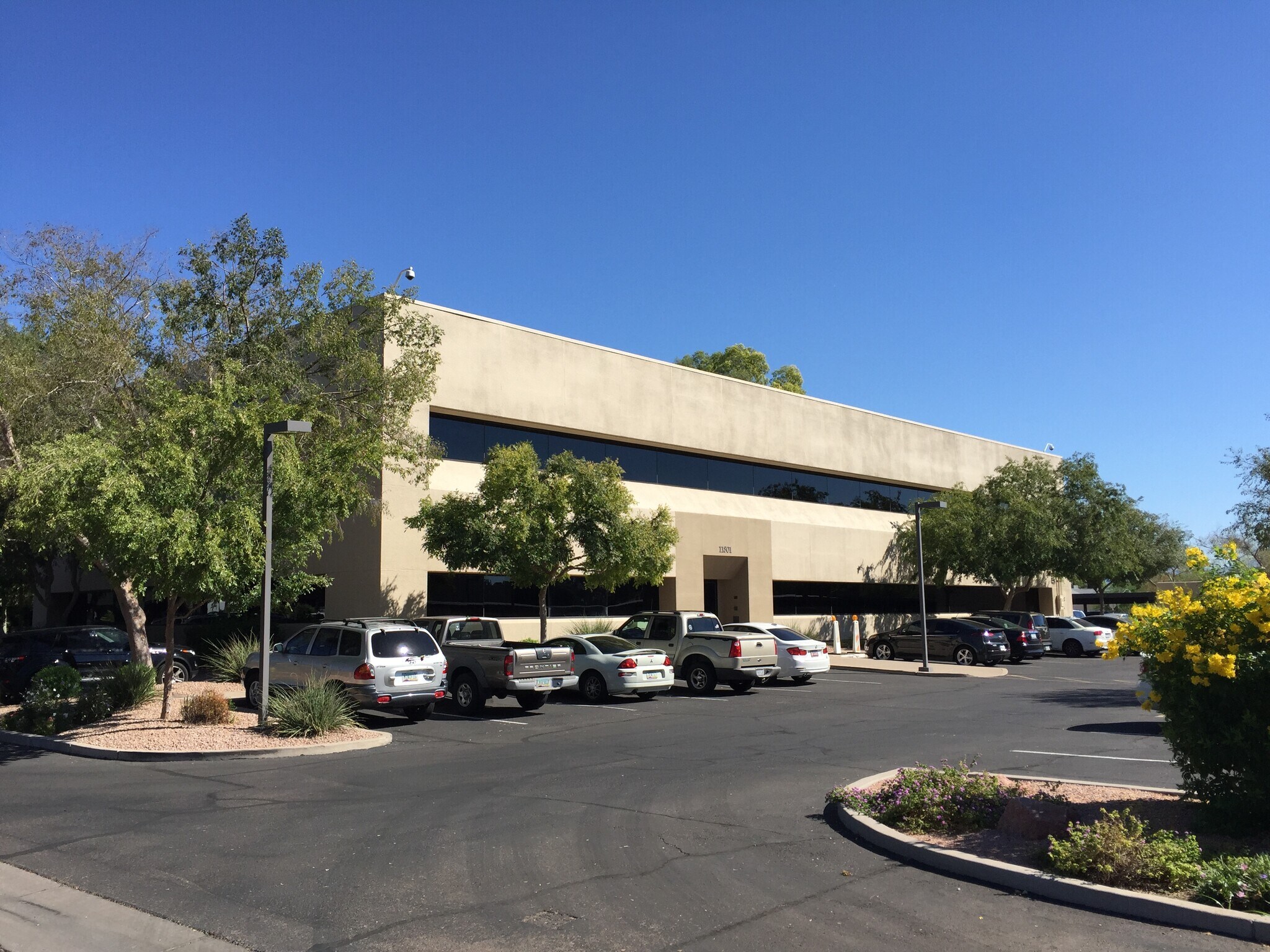 11801 N Tatum Blvd, Phoenix, AZ for lease Building Photo- Image 1 of 8