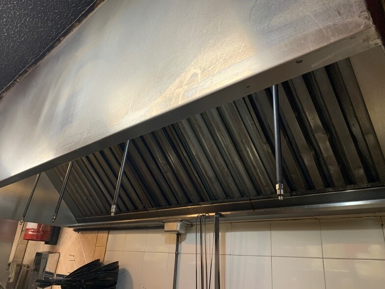 54 7th Ave, Brooklyn, NY for lease - Interior Photo - Image 2 of 2