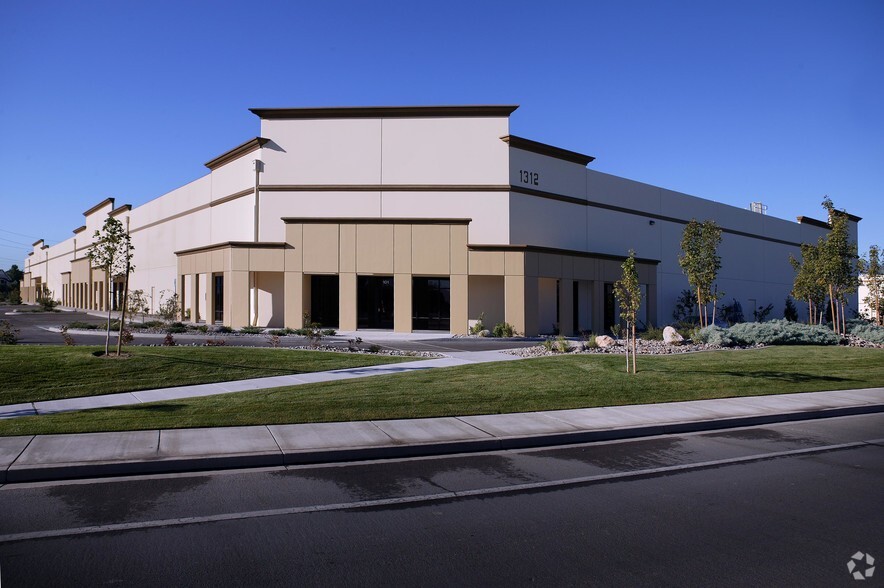 1312 Capital Blvd, Reno, NV for lease - Building Photo - Image 1 of 9