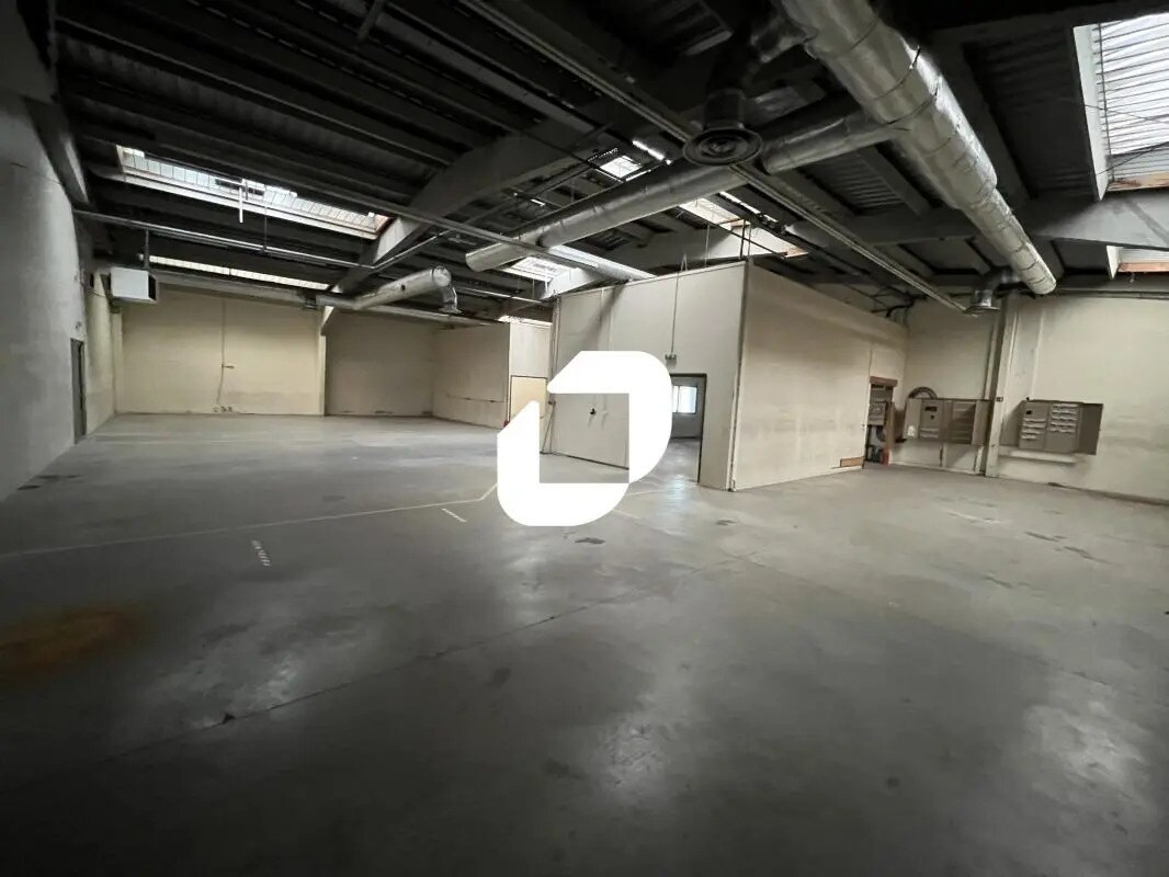 Flex in Courcelles-lès-Lens for sale Building Photo- Image 1 of 21