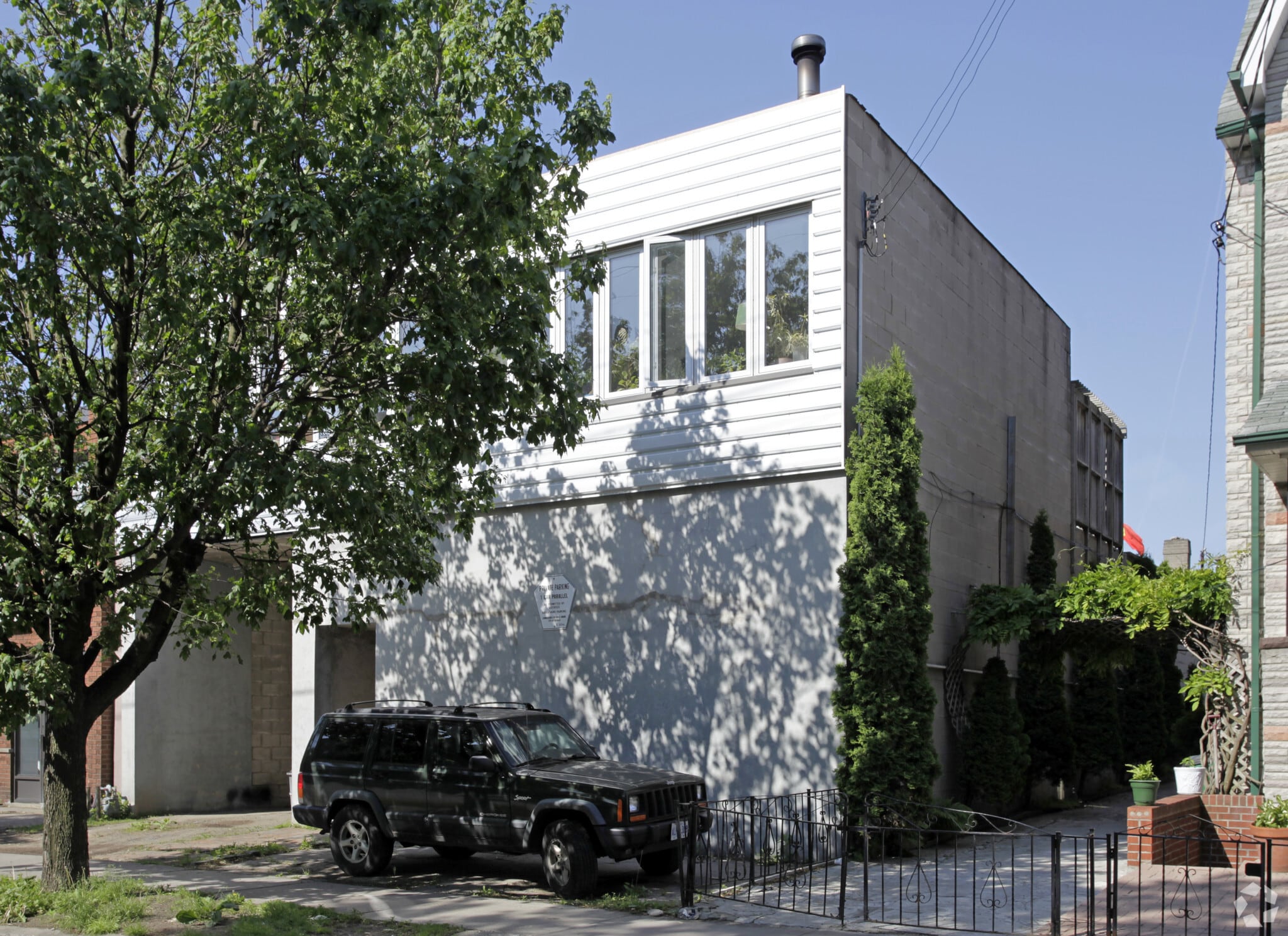 134 Osler St, Toronto, ON for sale Primary Photo- Image 1 of 1