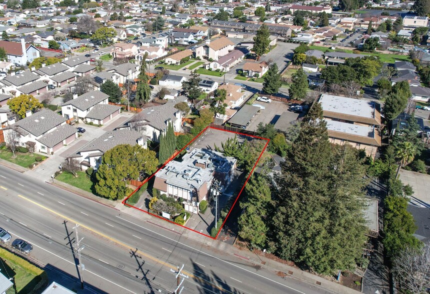 19830 Lake Chabot Rd, Castro Valley, CA for sale - Building Photo - Image 1 of 20