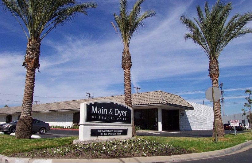 301 W Dyer Rd, Santa Ana, CA for lease Building Photo- Image 1 of 17